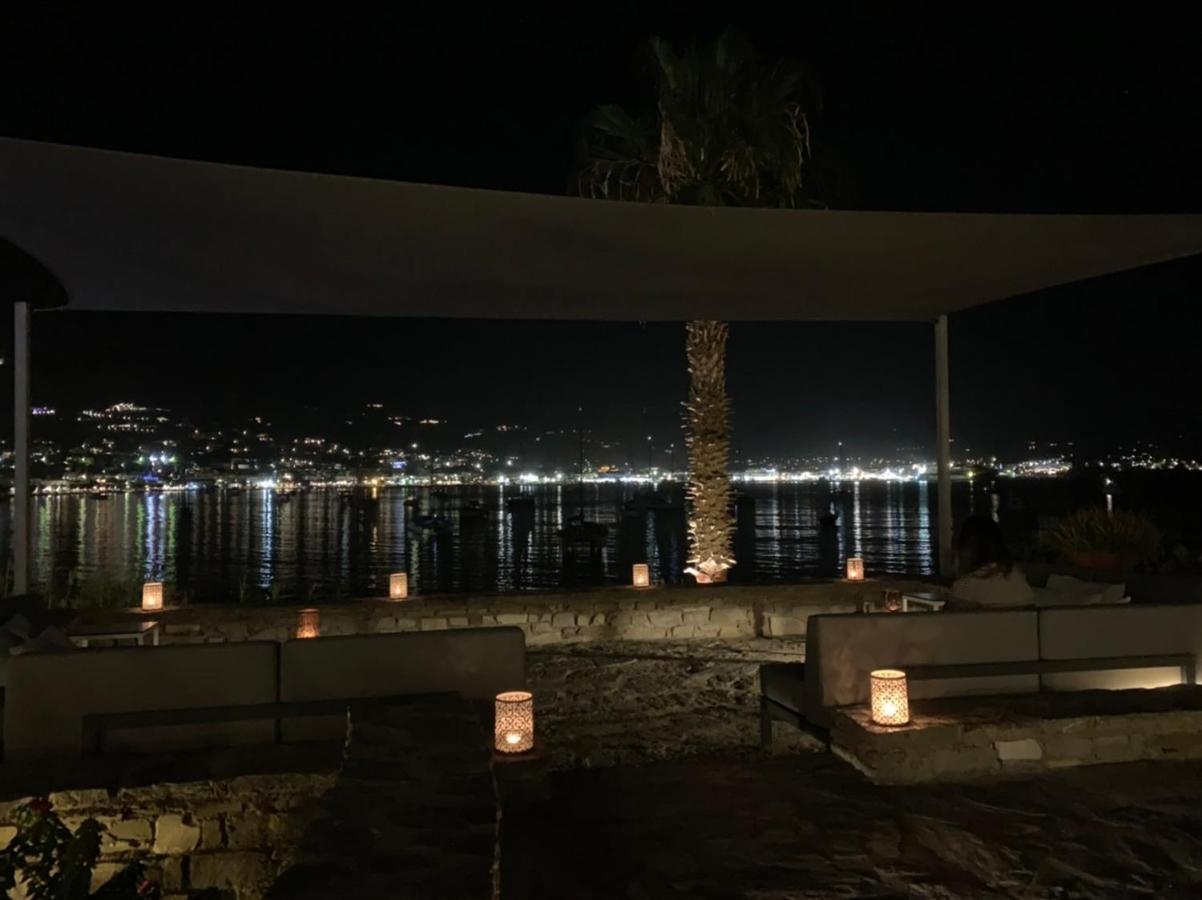 Parian Village Beach Hotel - Adults Only Páros Dış mekan fotoğraf